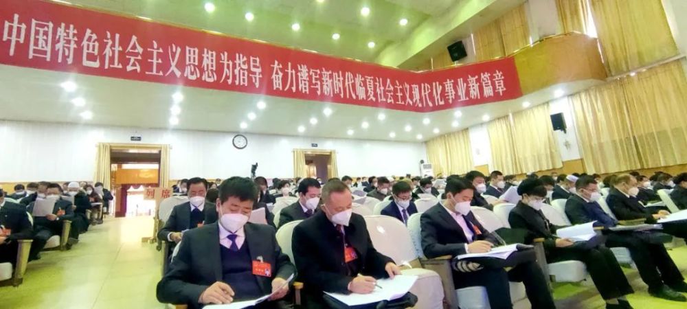 迈进新时代开启新征程州十六届人大二次会议开幕侧记