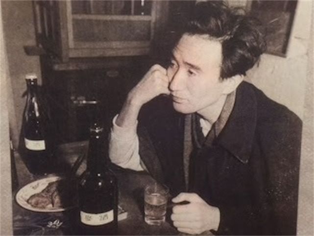 《人间失格》：丧到极致的出圈文学，却是作者太宰治的人生自画像_腾讯新闻