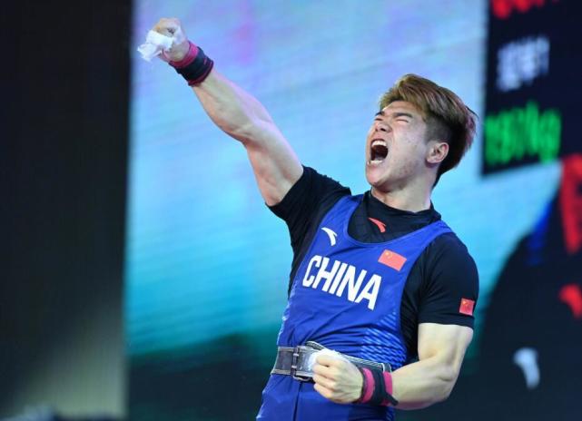 举重世锦赛男89公斤级刘焕华摘银铜名将田涛出现高原反应被迫弃赛