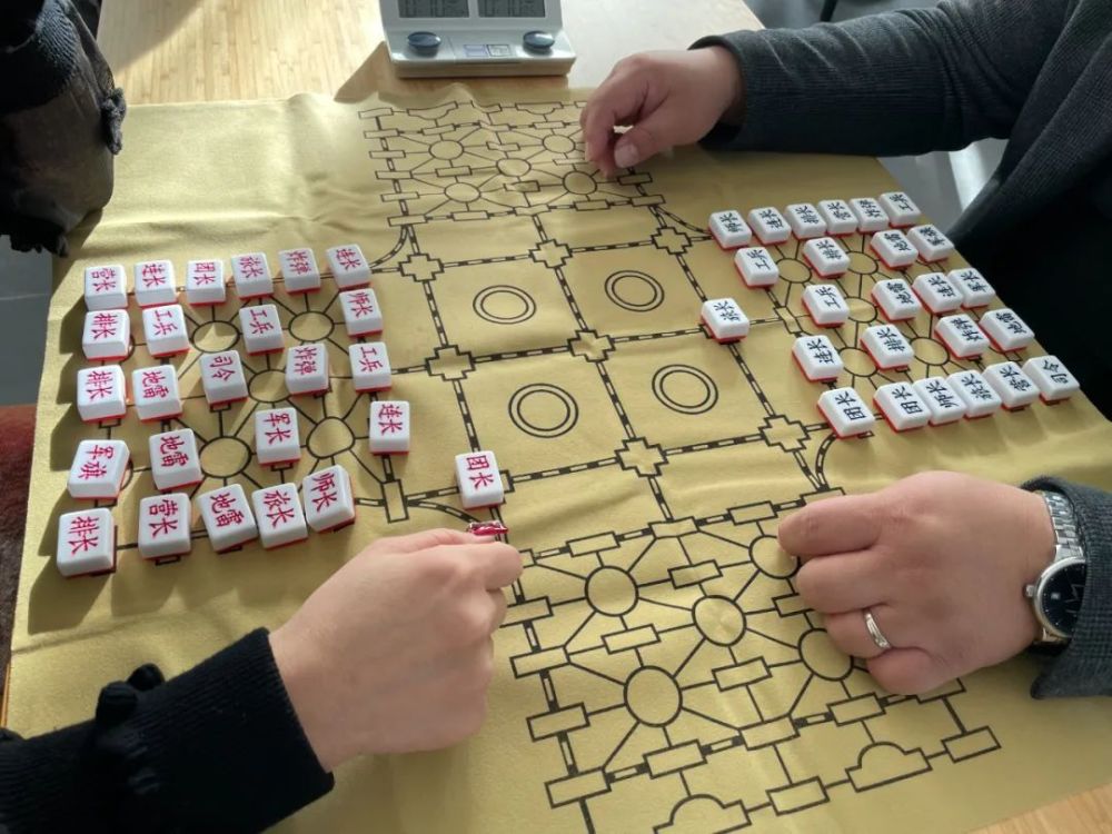 方寸间,大智慧——军棋决赛尘埃落定_腾讯新闻