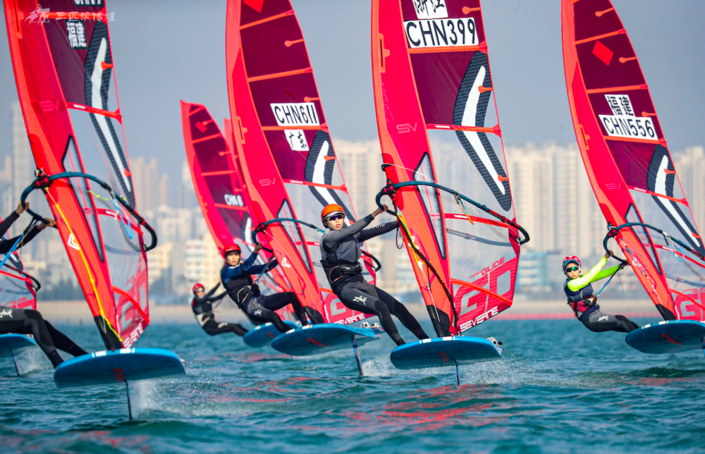 本次赛事为全国最高水平的帆板,风筝板比赛,从12月3日开始至12月11日