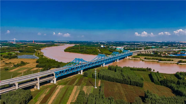 圖/劉悅琛濟陽黃河大橋 圖/劉悅琛