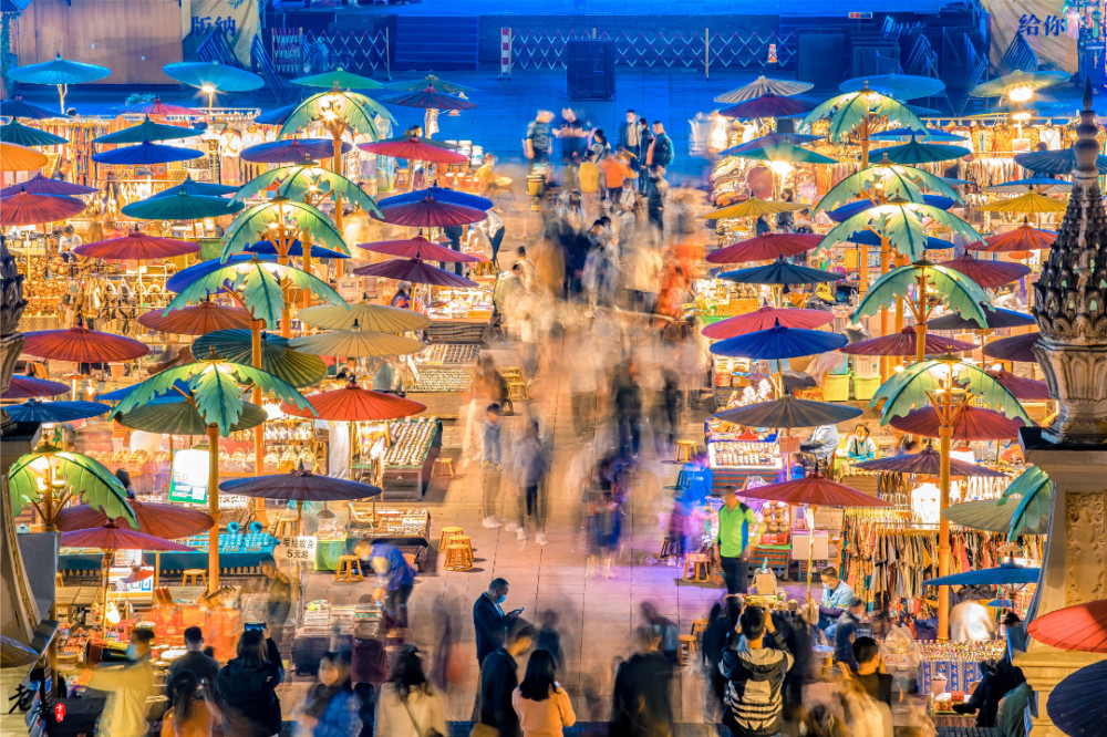 这里不是曼谷,这是西双版纳的星光夜市,数百小摊编制最美夜景_腾讯