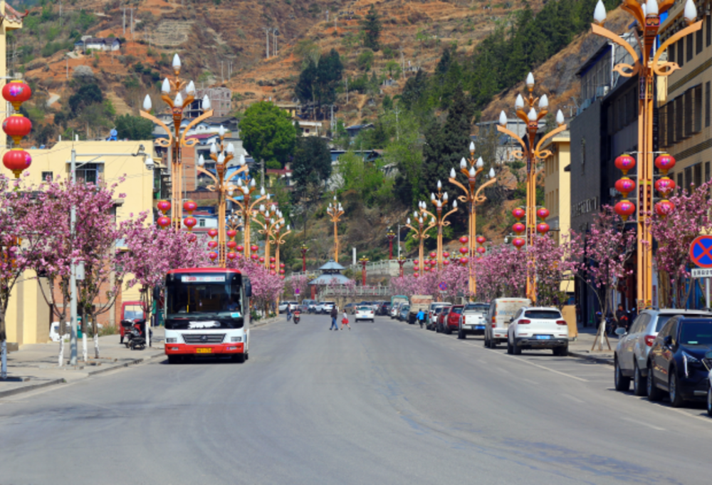 70年彝族母语之乡喜德县经济增长1302倍丨卫星之眼见证大凉山70年进化