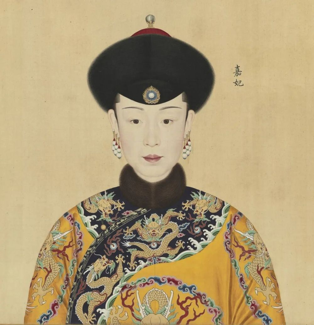 嘉妃纯惠皇贵妃(1713年6月13日-1760年6月2日),苏氏,苏召南之女.