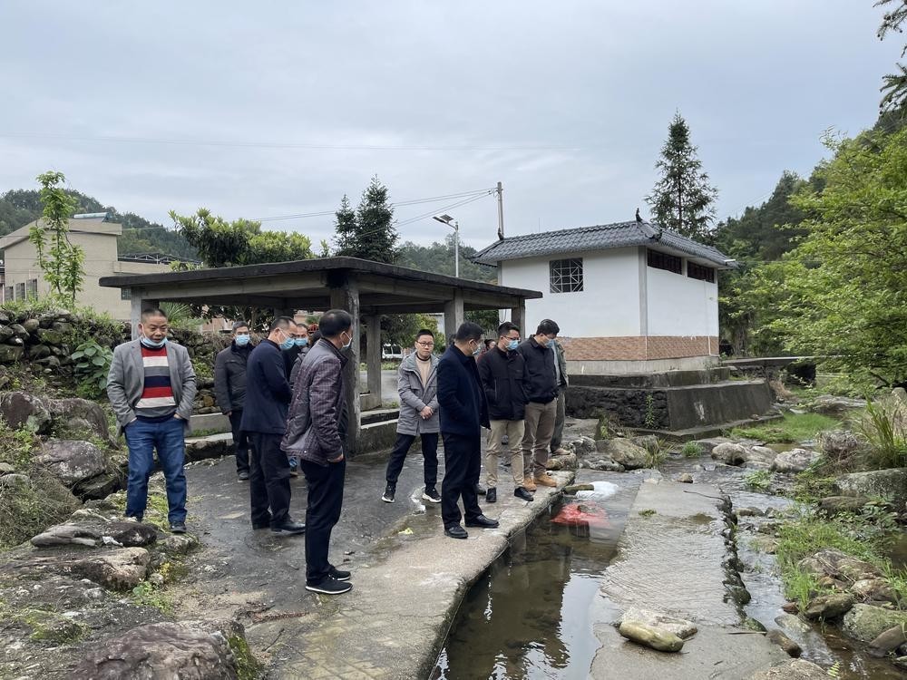 保护湘江源,清远连山禾洞镇人大代表在行动