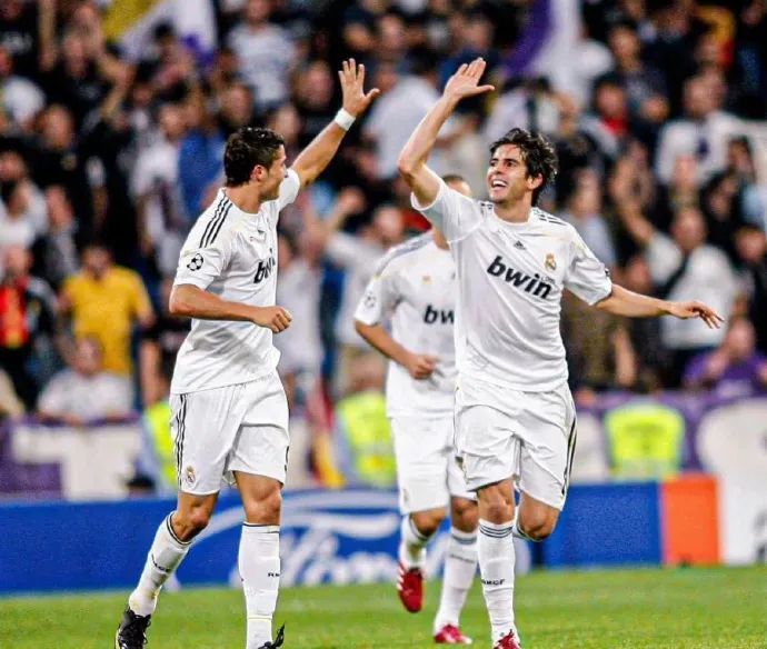 c罗和卡卡罕见旧照曝光!