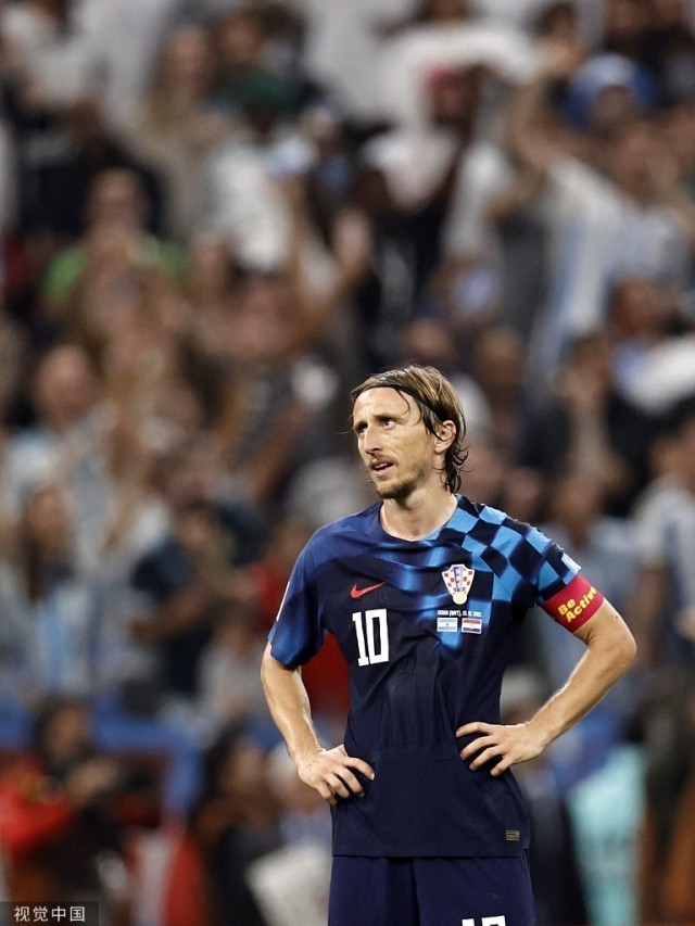莫德里奇:从战火中走来的金球先生_腾讯新闻