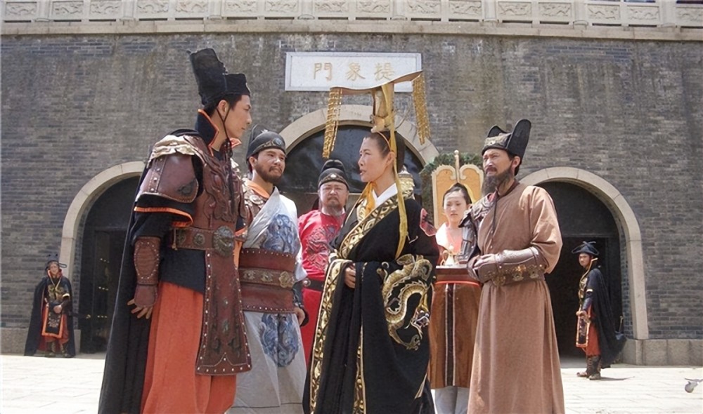 而且继唐玄宗的"贞观之治"之后又开创了"贞观遗风",综合来说武则天