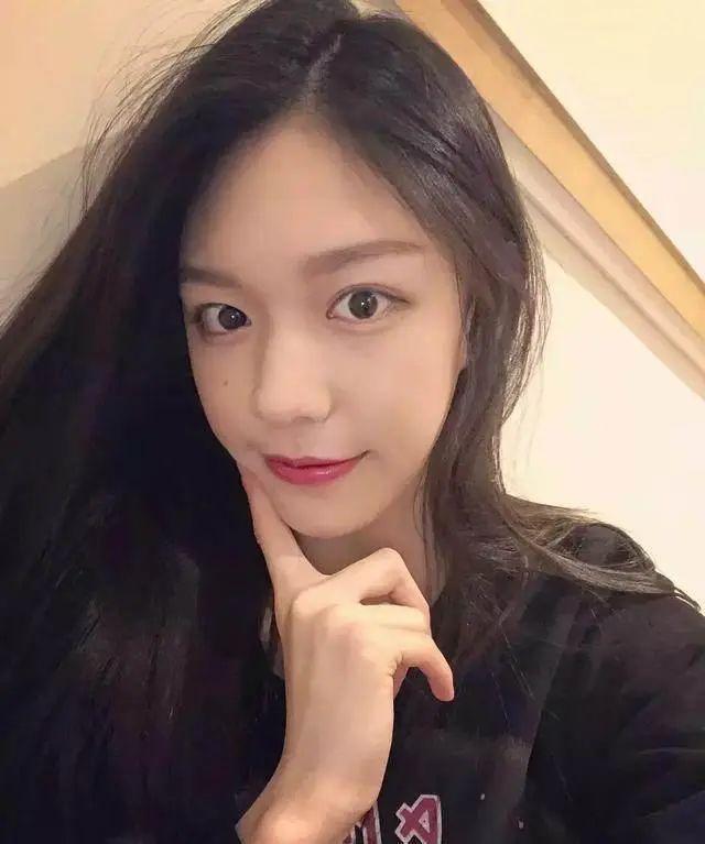 和王一博传了5年绯闻,破产仍不被网友原谅,綦美合口碑怎么碎的