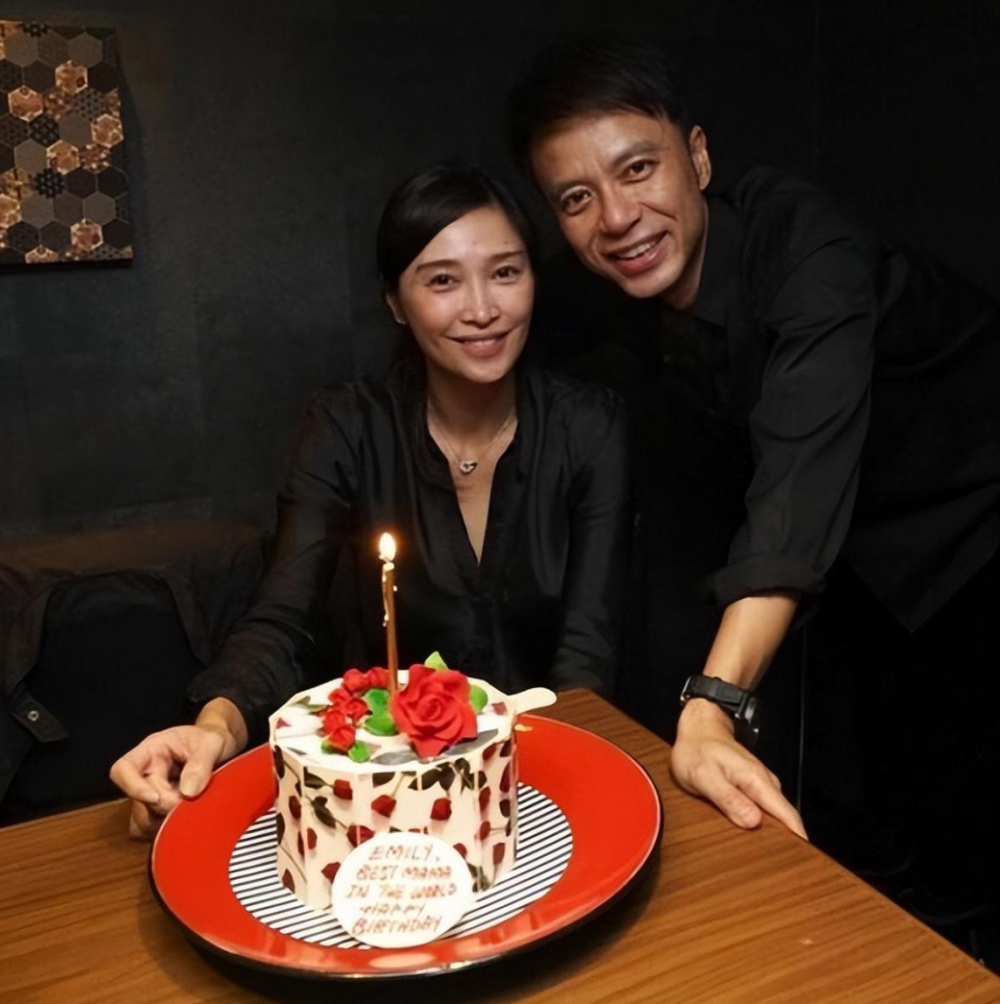 卢淑仪:曾是香港小姐冠军,为李克勤放弃事业,婚后日子有滋有味插图15