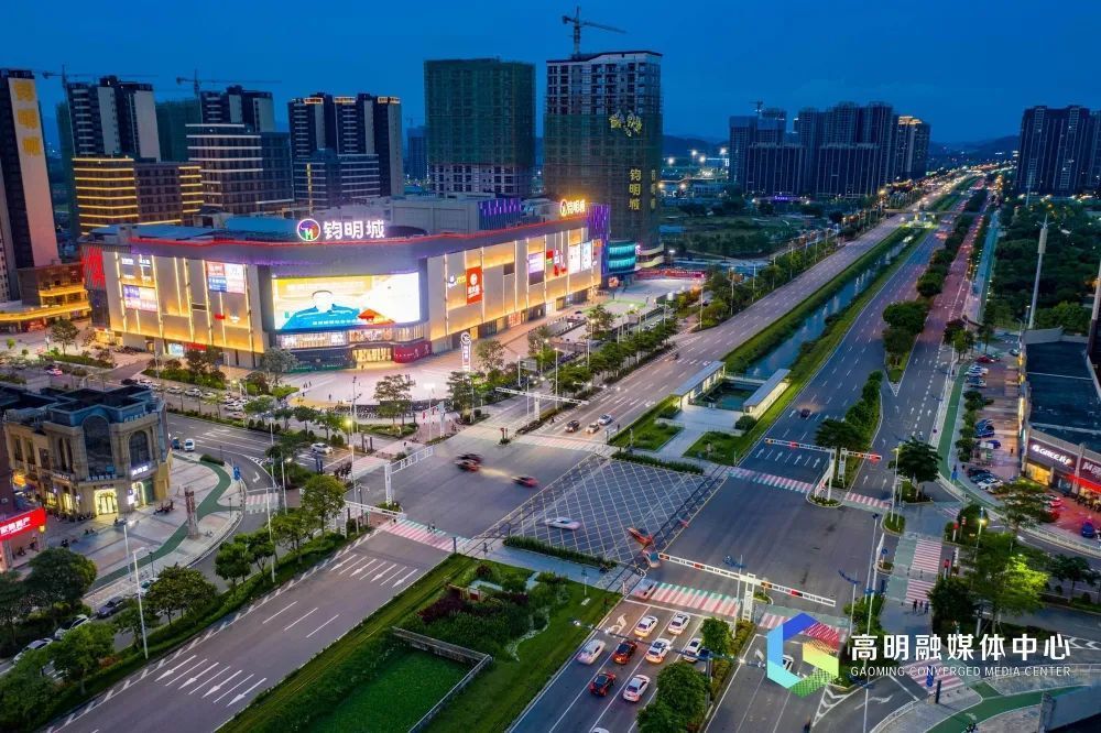 还有烟花看,鲜花送!陪妈妈来高明约会吧_腾讯新闻