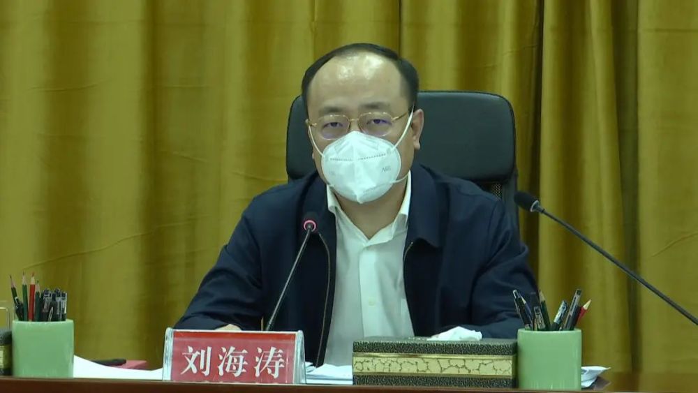 市领导张超,迟金涛,王新国,马启民,崔玉国,李海东