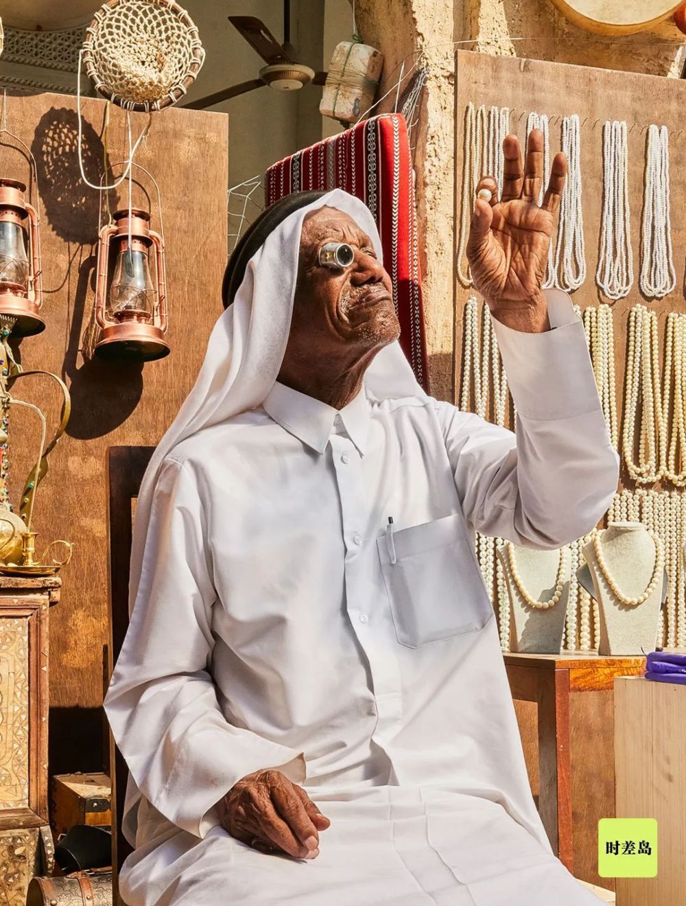 直到1930年日本兴起物美价廉的养殖珍珠,是卡塔尔人单一的经济支柱