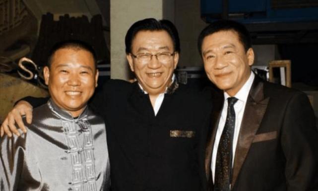侯宝林先生有三个儿子,分别是长子侯耀中,次子侯耀华和三子侯耀文