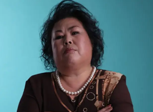 戏里戏外都是富婆,58岁至今未婚,千万资产恐无人继承