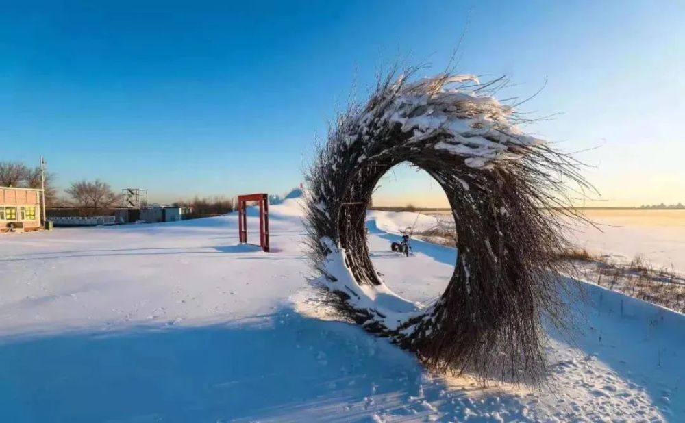 旅遊區雪域盛景,冰湖奇觀向海鶴舞,關東風情長白天下雪,白城市在等您