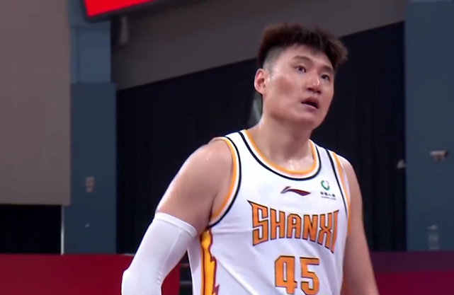 CBA3消息！常林为不冷静道歉 广东队欢送大外援 姚明连任篮协主席_腾讯新闻