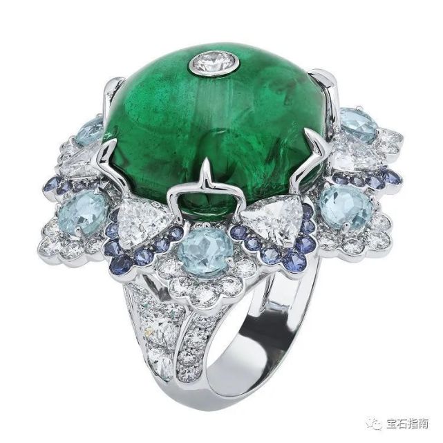鉴赏|van cleef&arpels amour amour ring:藏匿于蛋糕内的祖母绿戒指