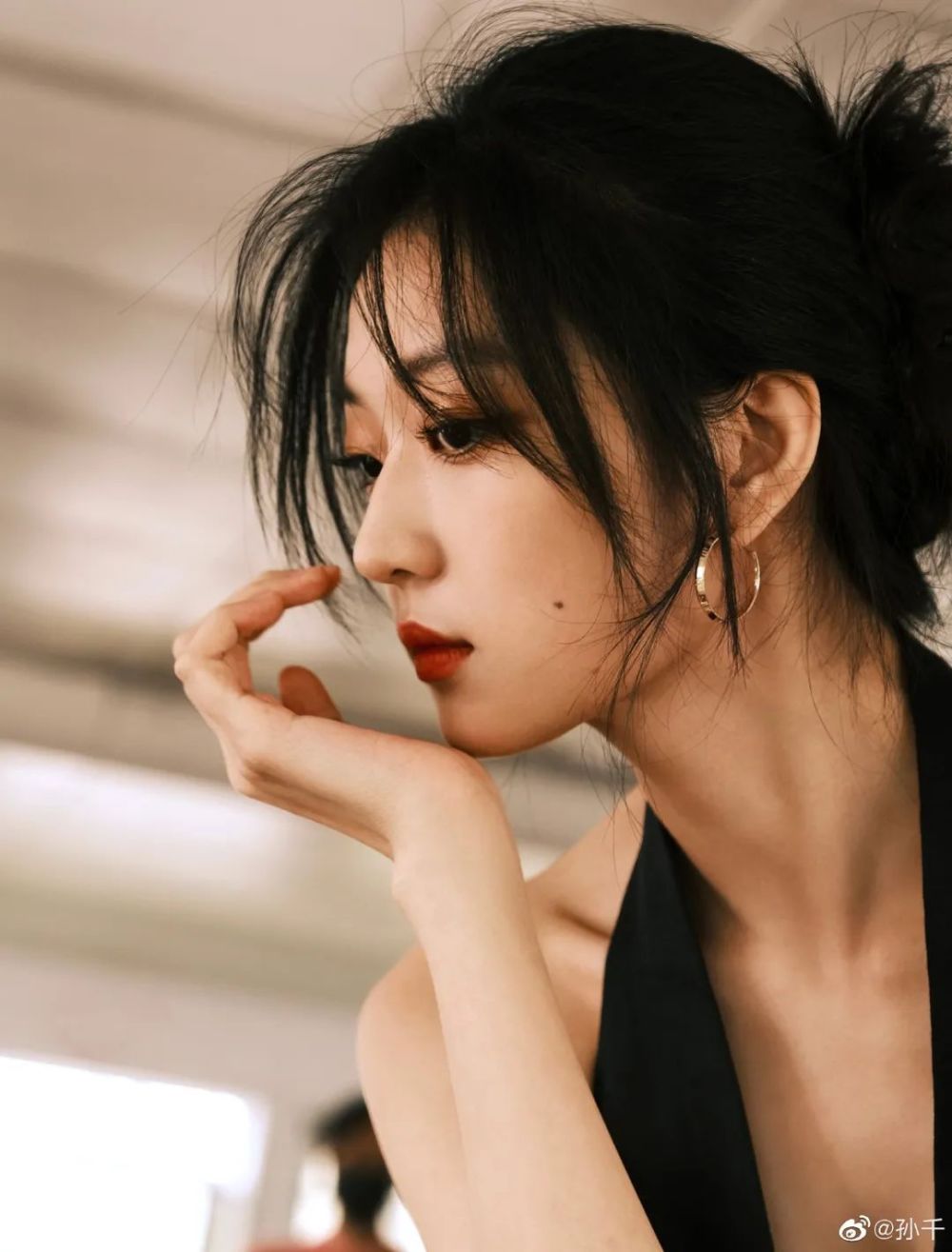 港风美人有了新名字——孙千!_腾讯新闻