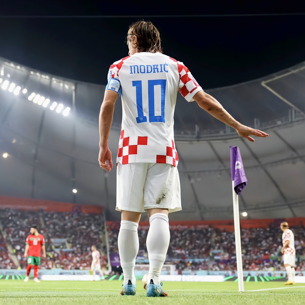克罗地亚3次站上世界杯领奖台 送别过去15年最好的中场大师莫德里奇