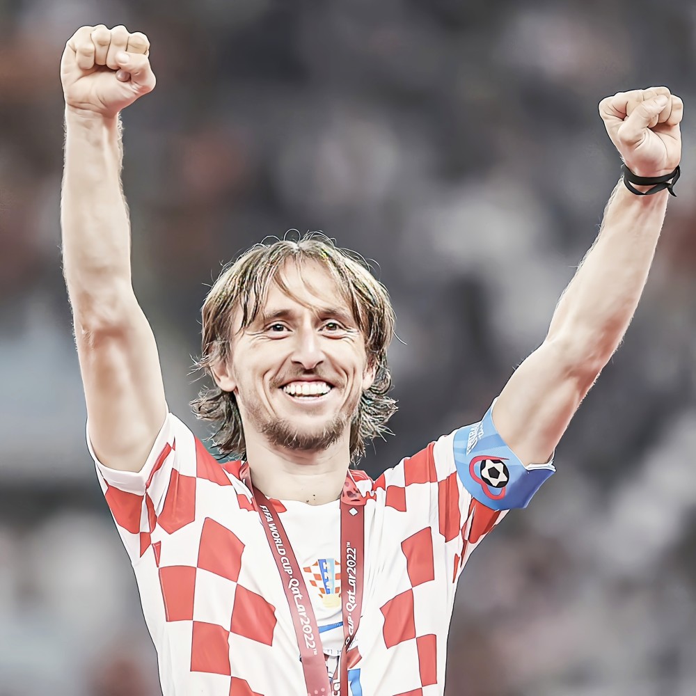 克罗地亚3次站上世界杯领奖台 送别过去15年最好的中场大师莫德里奇
