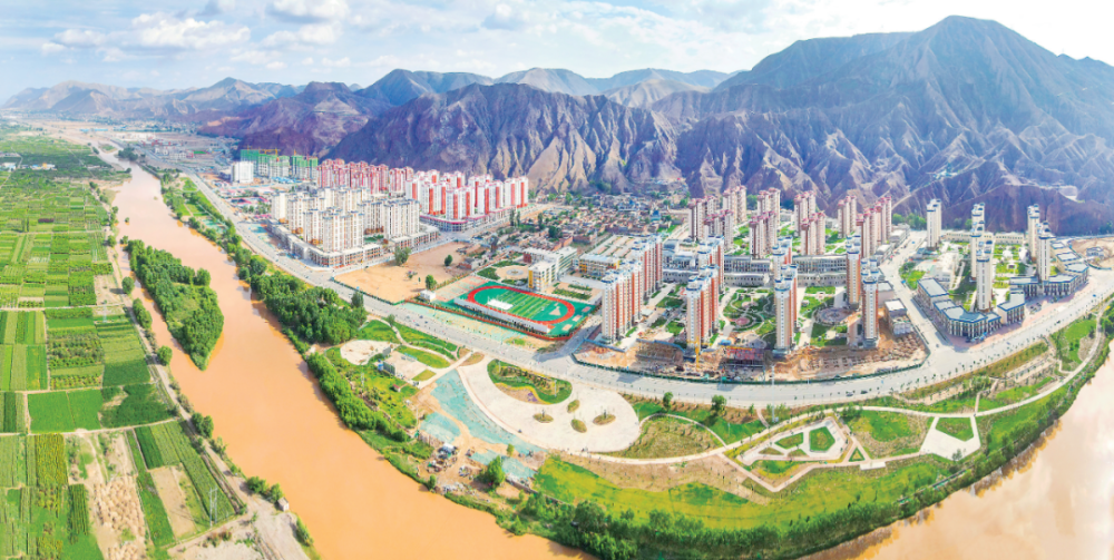 产业致富的新高地沿洮河经济带东乡县达板镇开发建设系列报道二