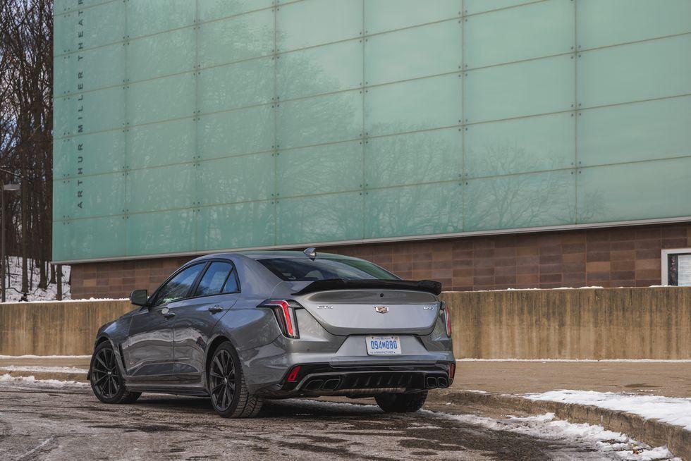 美系性能车的核心演绎凯迪拉克ct4vblackwing自动挡实拍图发布