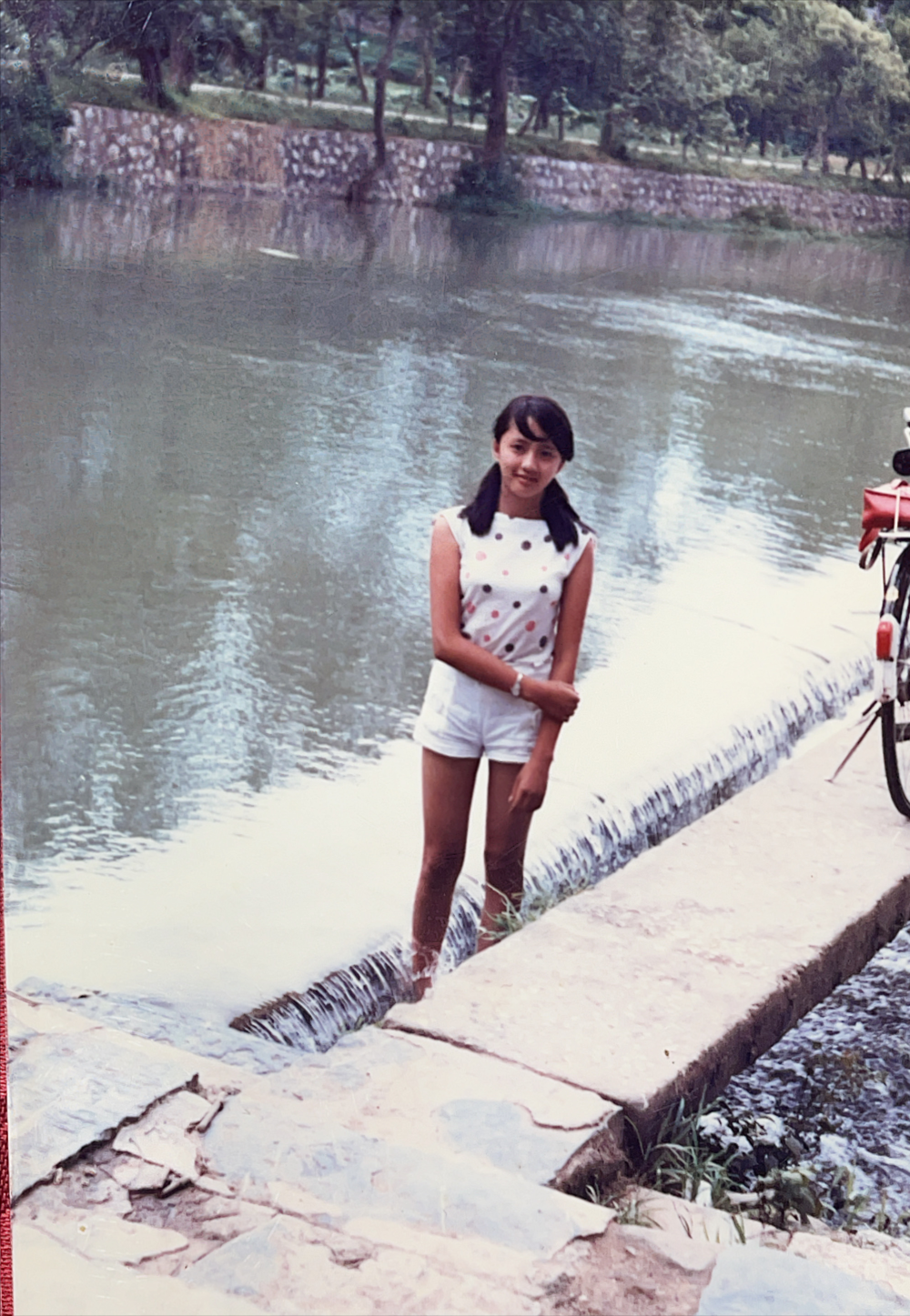 著名演员陆玲长得漂亮演技好为人低调追求平淡真实的生活