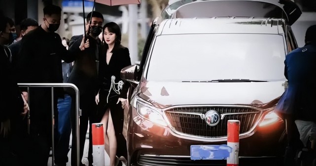 刘诗诗,王菲,张小斐等大多数女星,都会选择这类车为自己的座驾,因为在