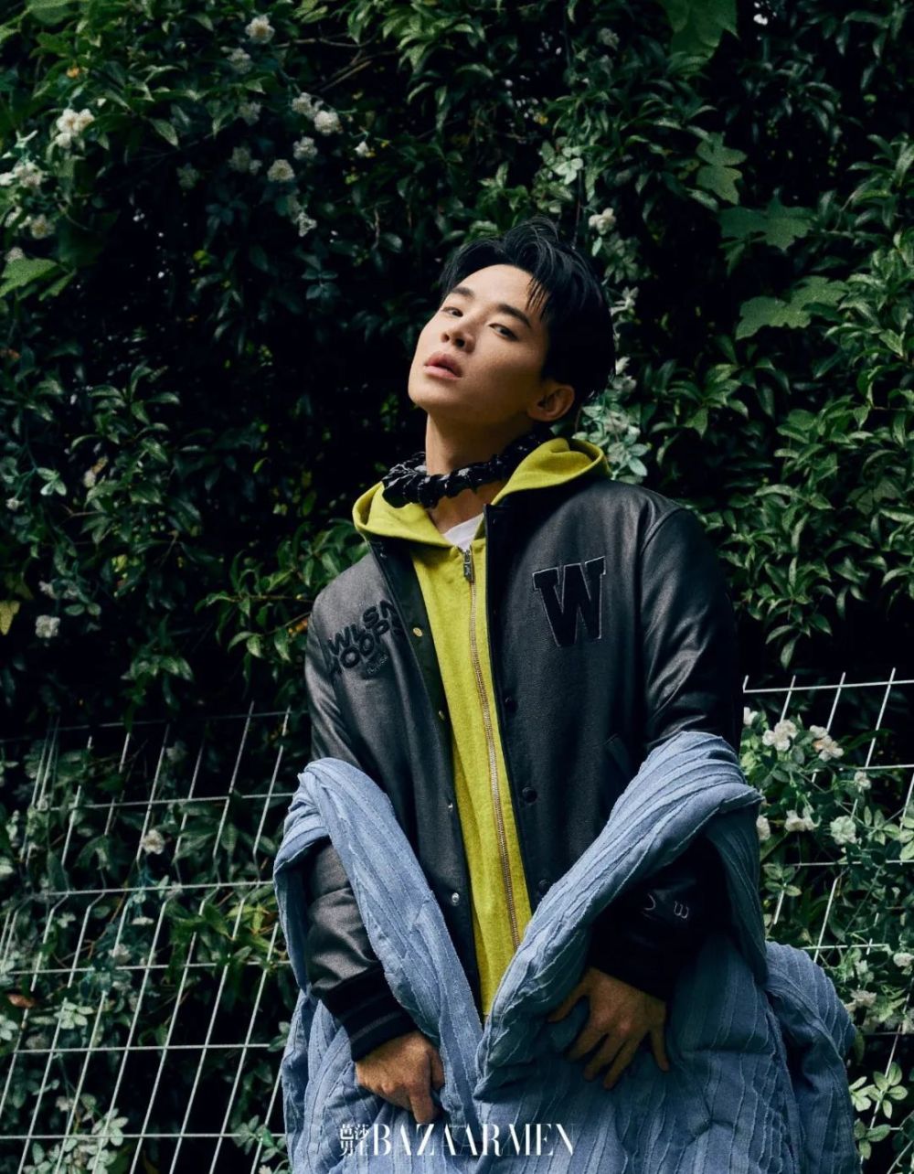 wilson连帽衫 a-cold-wall而在《henry下班》则更像是刘宪华个人演艺