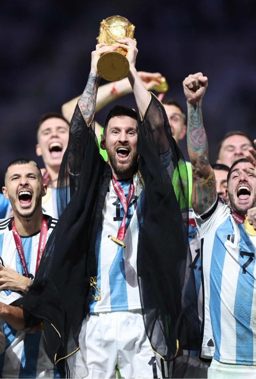 泰哥侃球95梅西封王_腾讯新闻