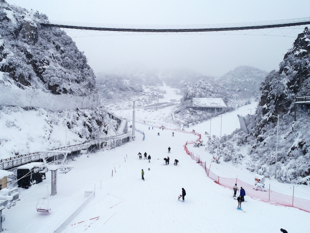 梅花山滑雪场图片