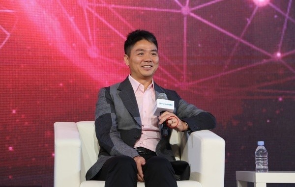 真佩服刘强东的“阳谋”，深深明白“共同富裕”才能做大做强！“要坚决防止和避免平台经济无休无限地榨取剩余劳动力，高额剩余价值”