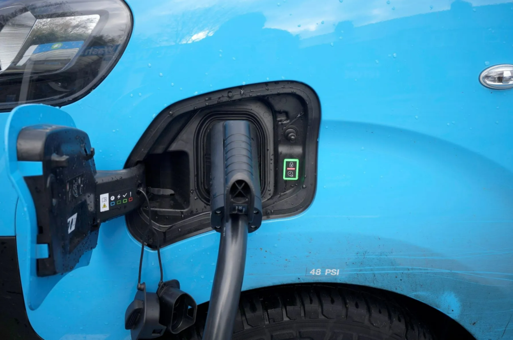 新的电池技术将彻底改变电动汽车充电汉莎航空食品2023已更新(知乎/新华网)