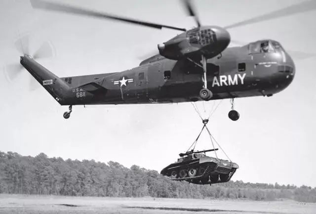 ch-37重型直升机,士兵们从嫌弃到喜爱_腾讯新闻