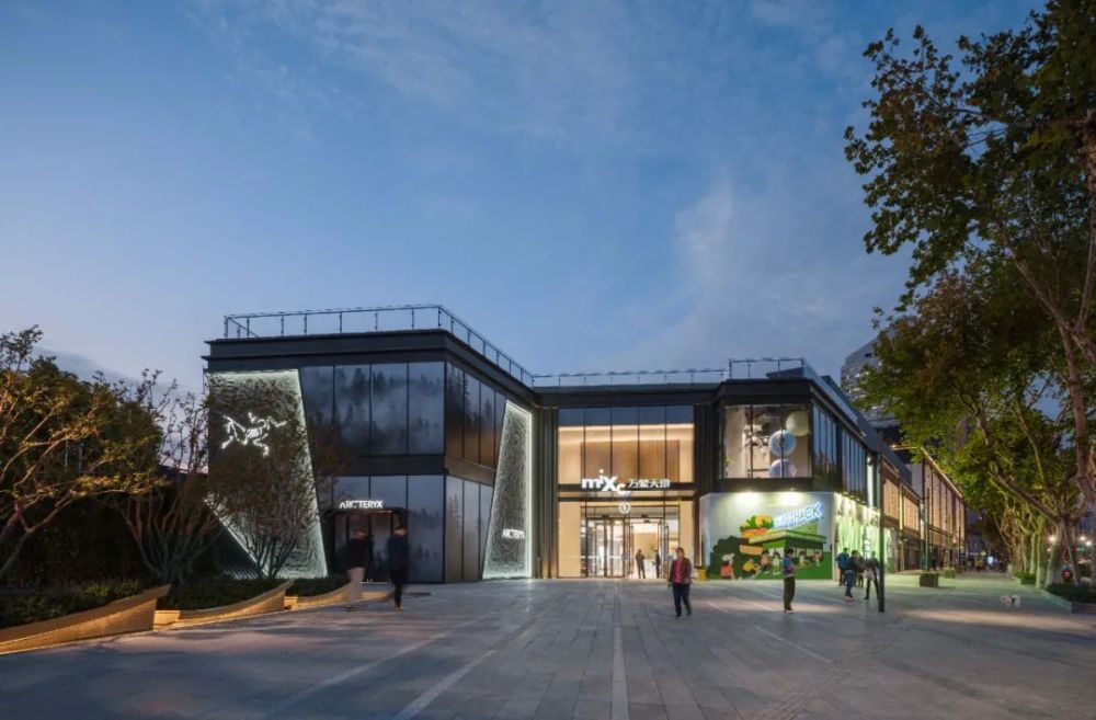云锦编织下的城南街巷空间:南京三山街万象天地|lab d h sh 新作_腾讯