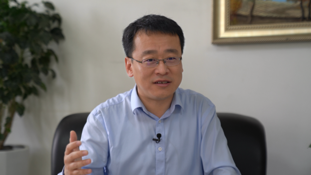 清华干部药宁扎根新疆这八年