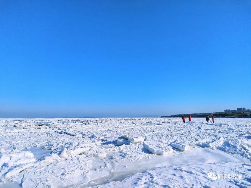 北极冬季海冰图片