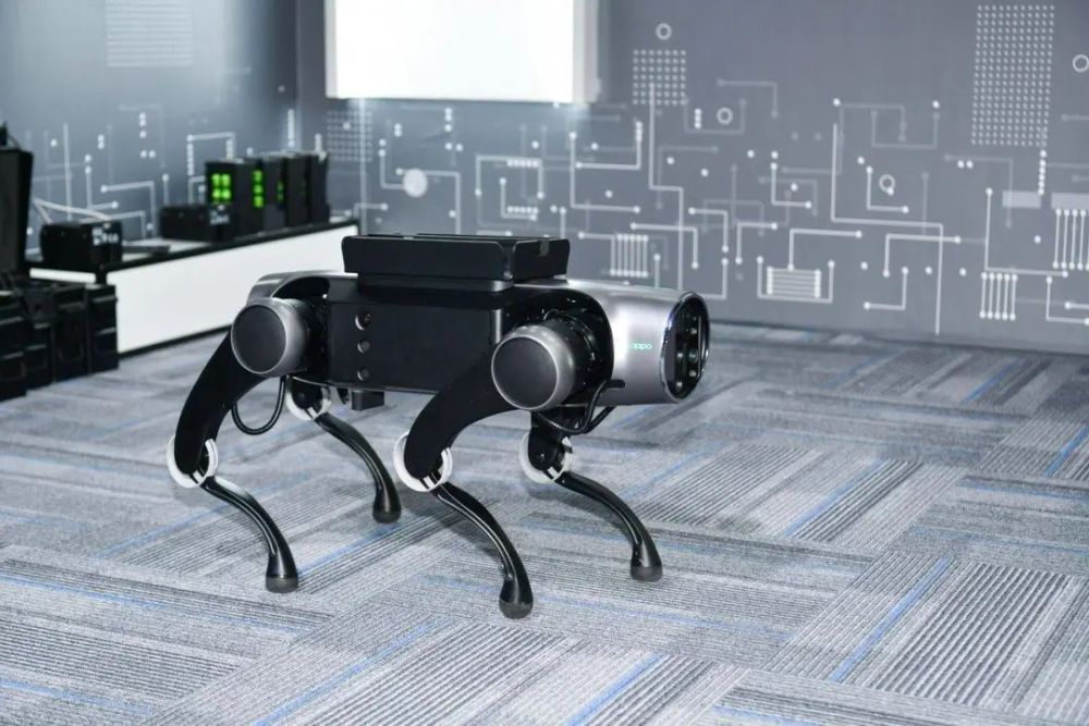 oppo推出第三代四足机器人是玩具还是真实用