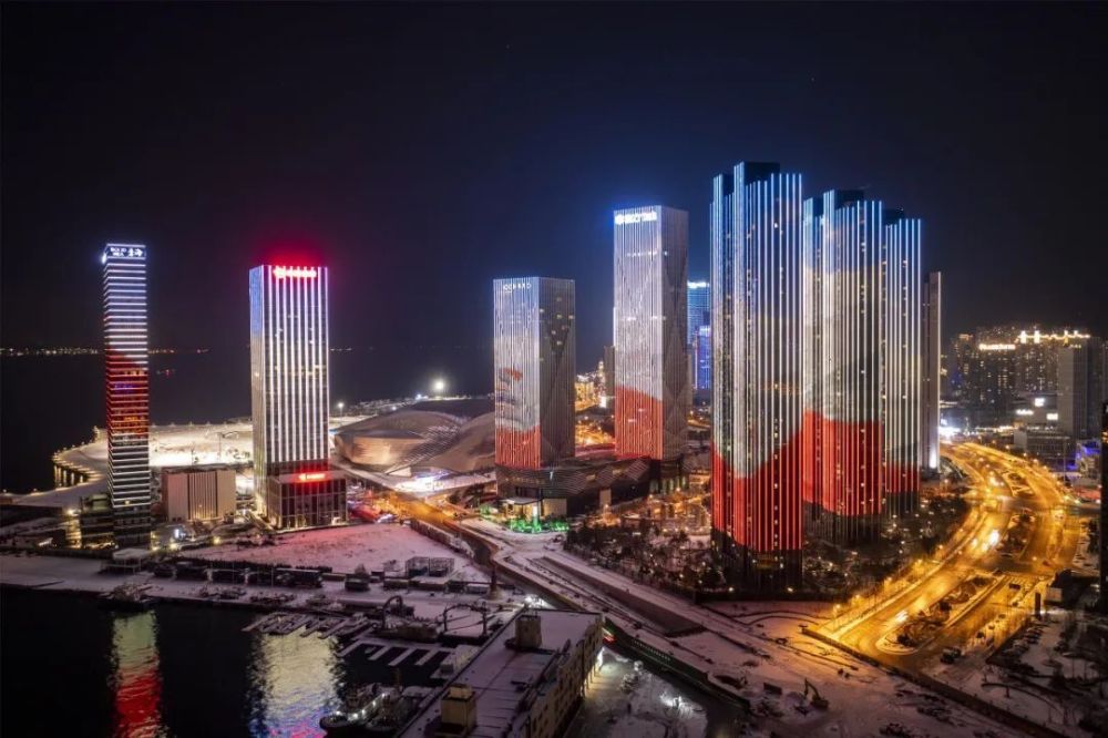 大连的夜，更亮、更美、更绚烂！_腾讯新闻