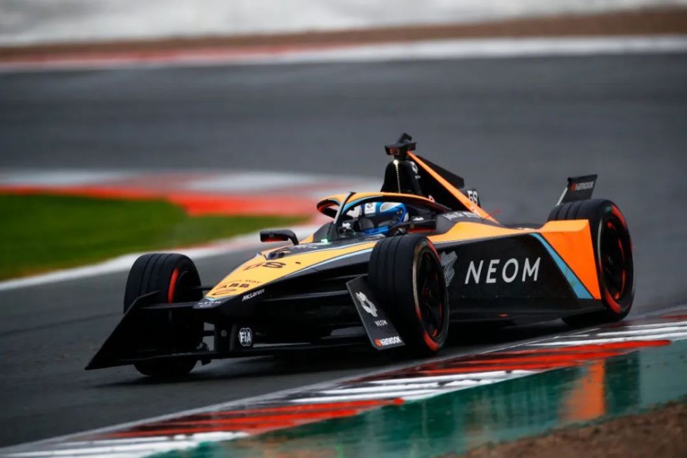 拉斯特:"转会至迈凯伦是一次惊喜"_腾讯新闻