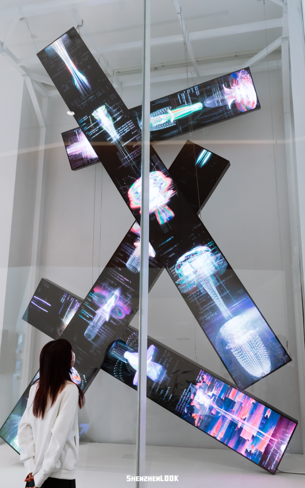 look|海上世界"黑科技艺术展"·免费观展_腾讯新闻