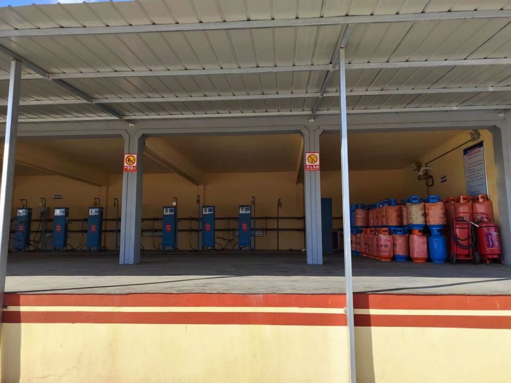 液化气罐从"加气站"到"换瓶点",诸城管控"低小散乱"燃气隐患_腾讯新闻