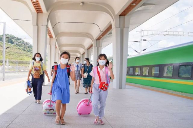 1月1日起儿童旅客乘火车实行实名制管理