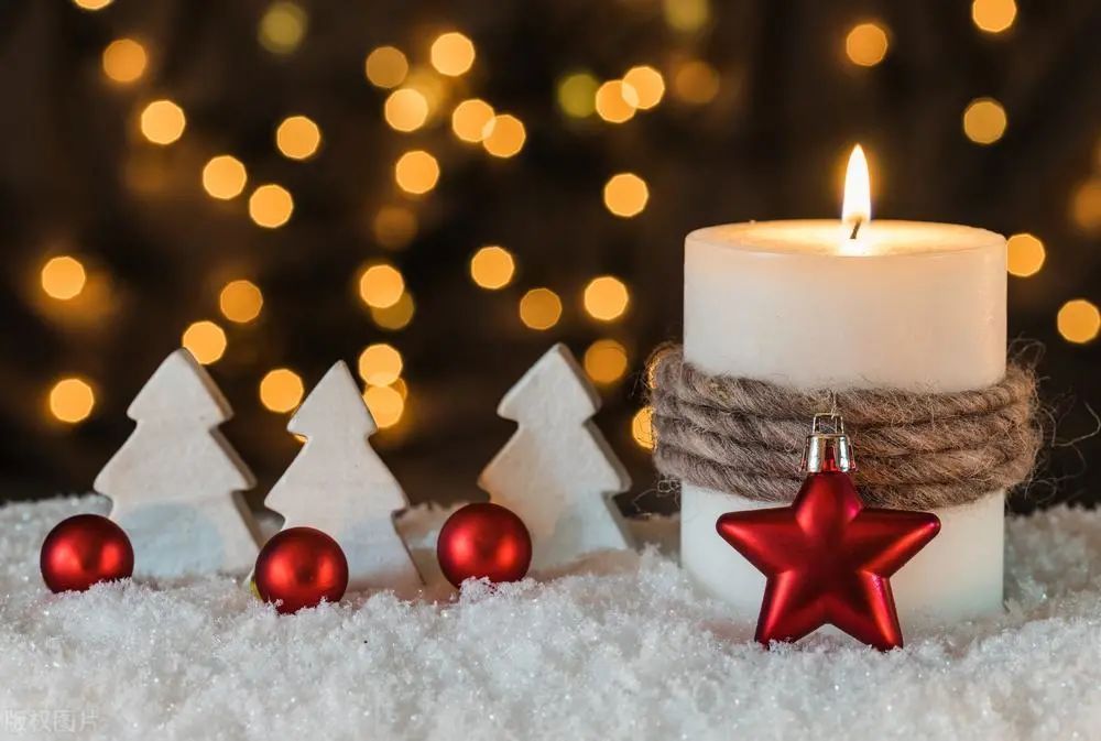 适合平安夜发的文案