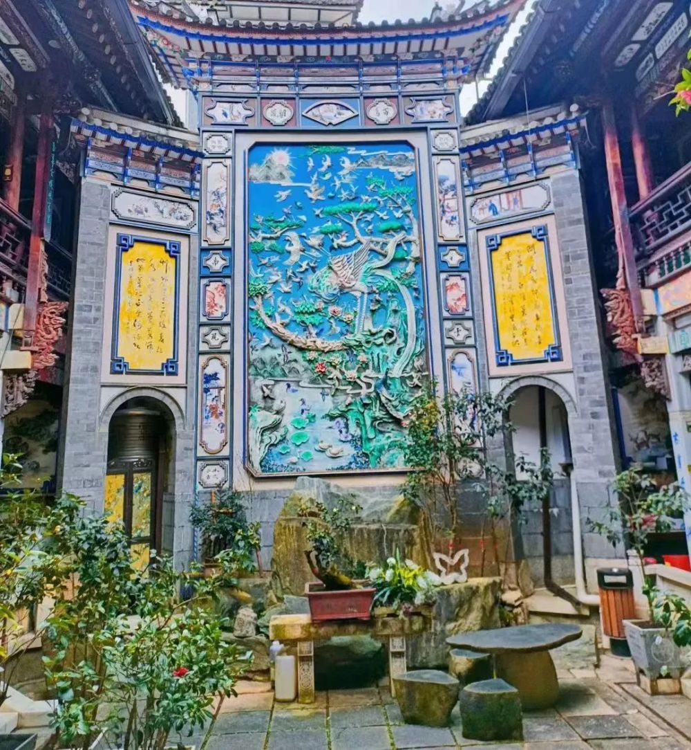 乐享云南非遗大理白族民居彩绘