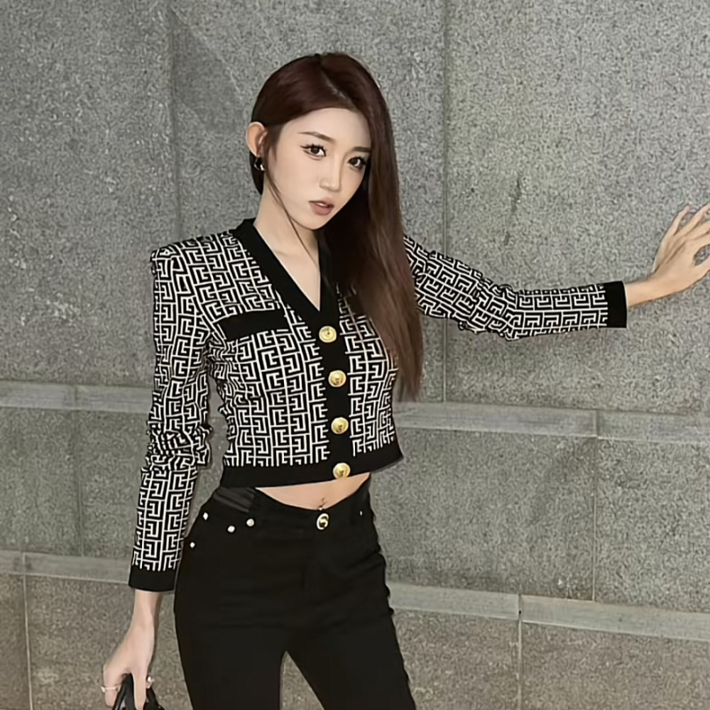 社会摇祖师奶小伊伊已离婚?错付七年分几十亿?