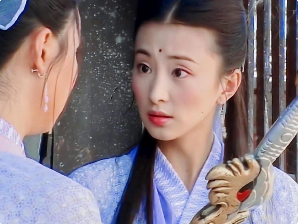 "丁敏君"林静大变样,演徐璐母亲,皮肤白皙,42岁保养得像24岁_腾讯新闻