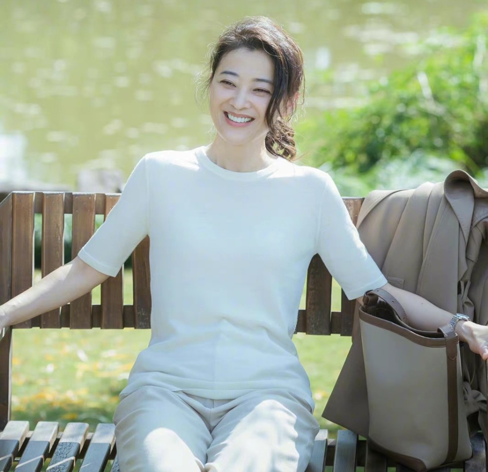 《回来的女儿》:梅婷的演技好吓人,网友直呼有阴影了_腾讯新闻